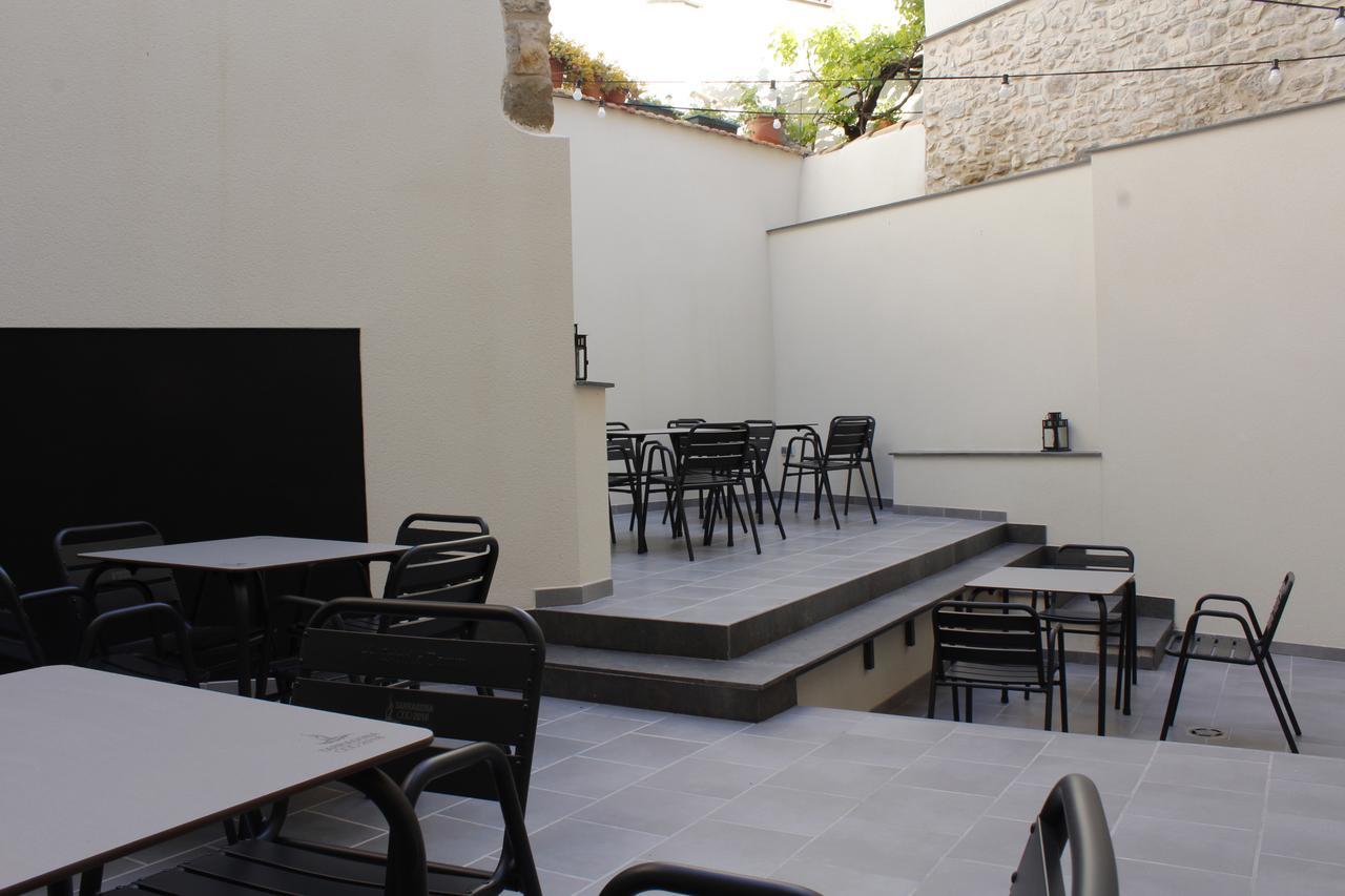 Hostal Universitat Cervera  Dış mekan fotoğraf