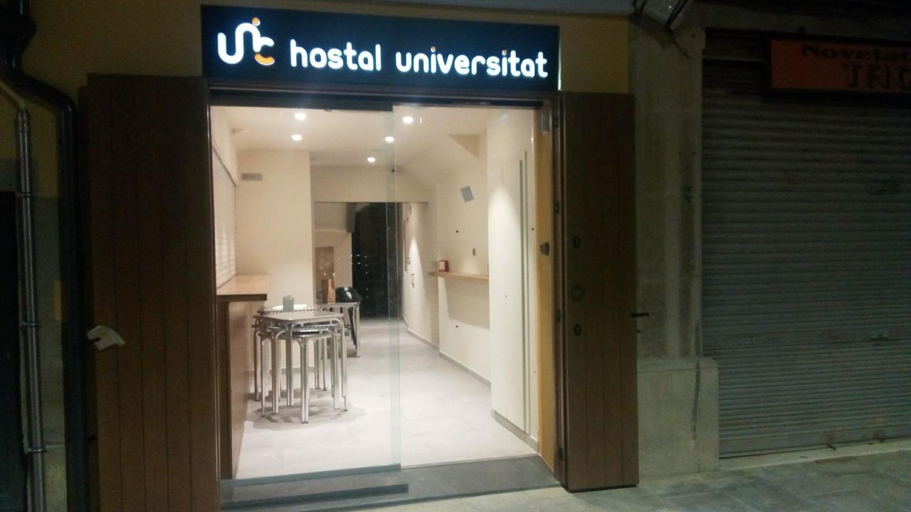 Hostal Universitat Cervera  Dış mekan fotoğraf