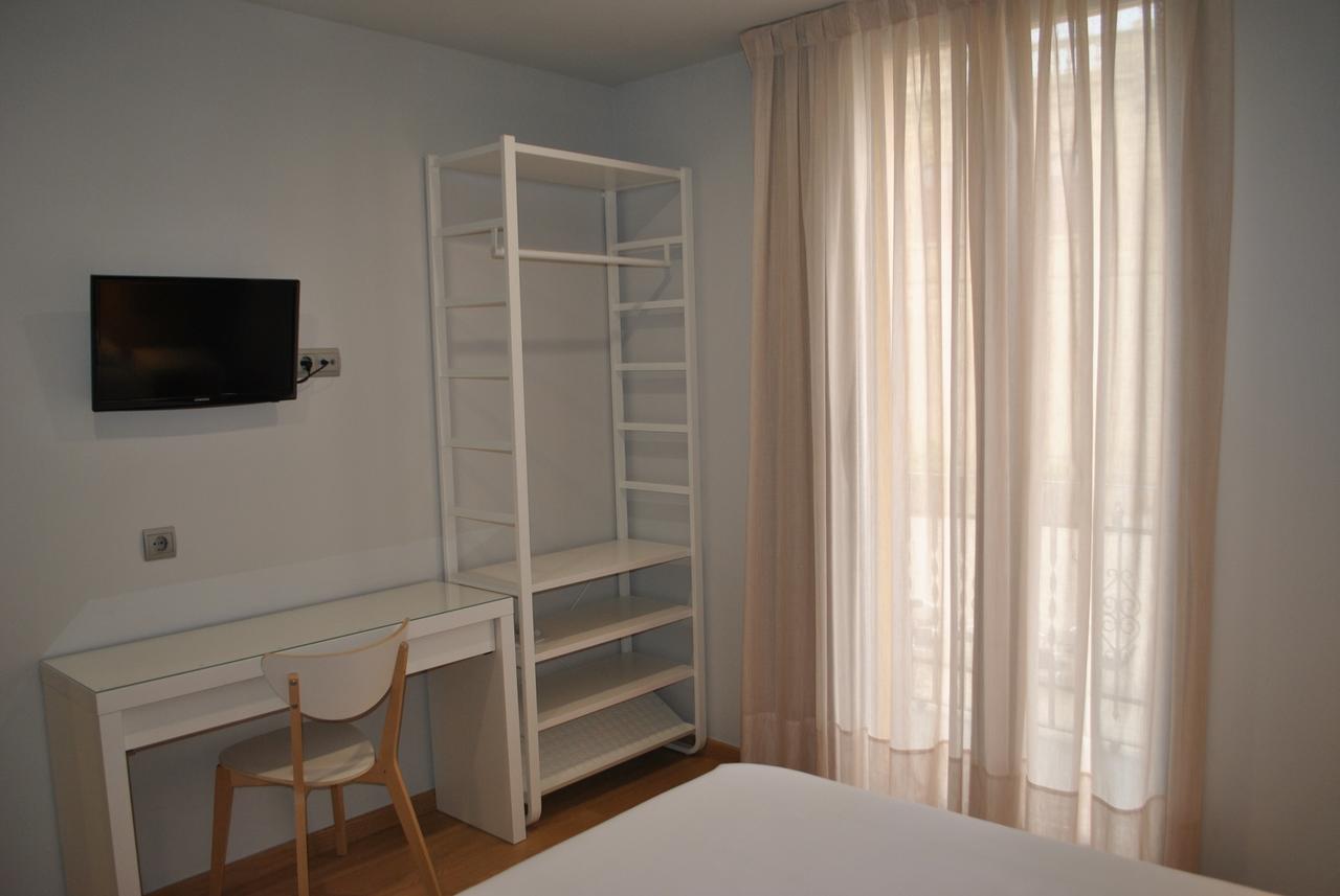 Hostal Universitat Cervera  Dış mekan fotoğraf